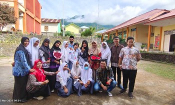 Upacara Peringatan Hari Guru ke-76 SMK Pembangunan Kota Ternate